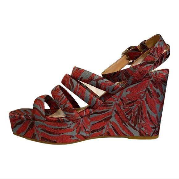 Charles David Judy Platform Wedge Floral Sandals - Picture 8 of 10